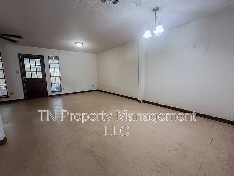2830 Louisiana Ave #6 — Photo 4