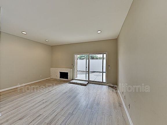 3rd image of 5354 Driftwood St