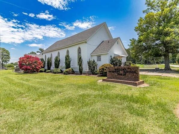 1764 Black Creek Rd, Fremont, NC 27830