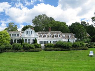 33 Mechanic St, Rockport, ME 04856