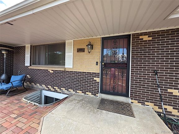5th image of 322 S Peoria Circle