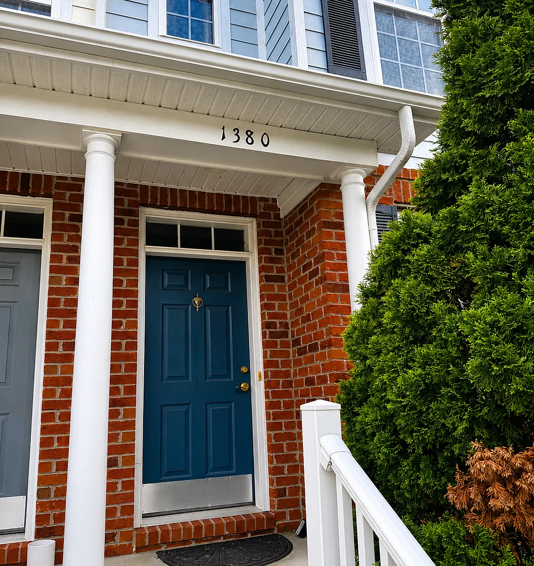 3 bed, 3.5 bath, 1426 sqft, $2,350 — Photo 1