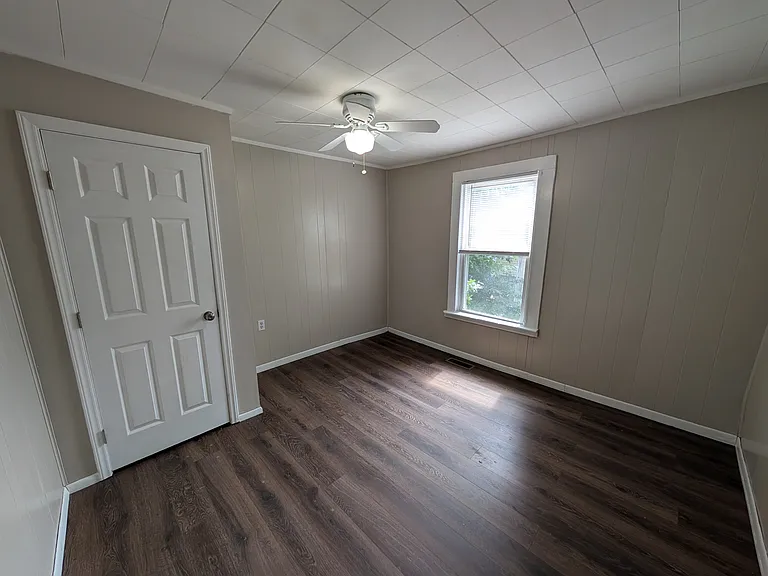 247 W Banner St — Photo 9
