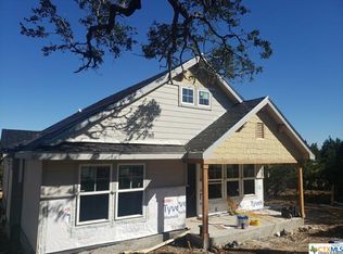 1453 Mountain View Dr, Canyon Lake, TX 78133