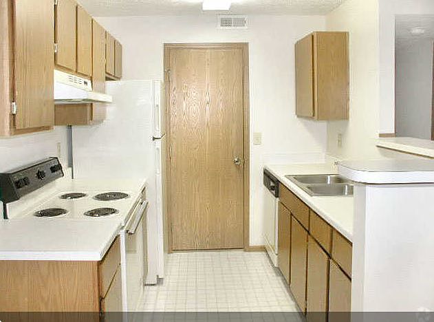 1st image of 401 Winding Willow Way