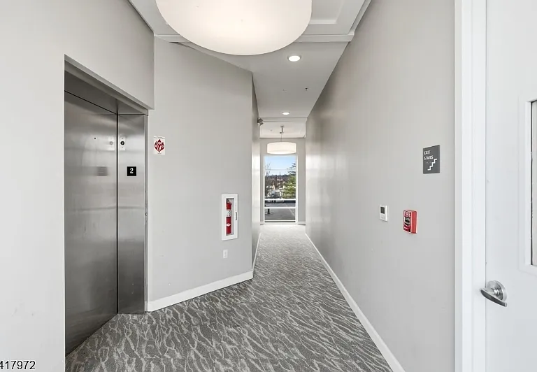 271 Millburn Ave #2D — Photo 4