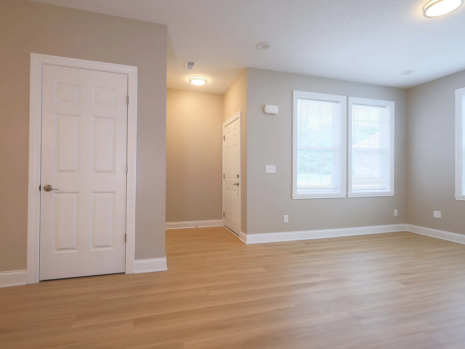 3 bed, 1500 sqft, $2,300 — Photo 3