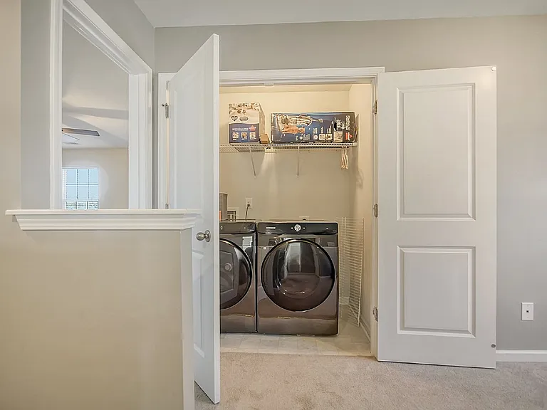 838 Redbud Ln — Photo 16