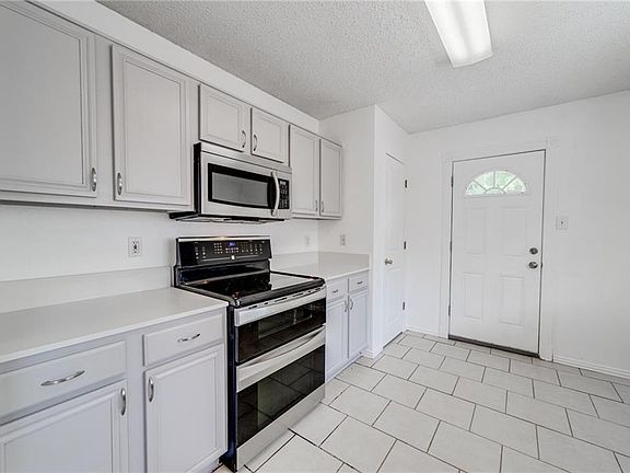 5th image of 2933 Playa Vista Dr