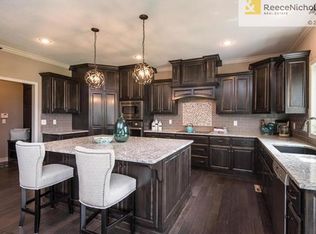 21235 W 45th Pl, Shawnee, KS 66218