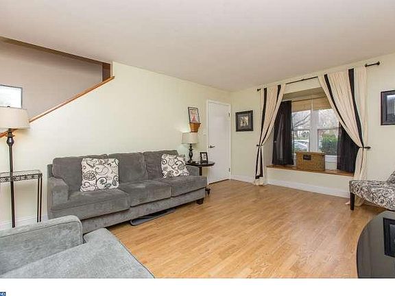 5th image of 1603 Saint Johnsbury Ct