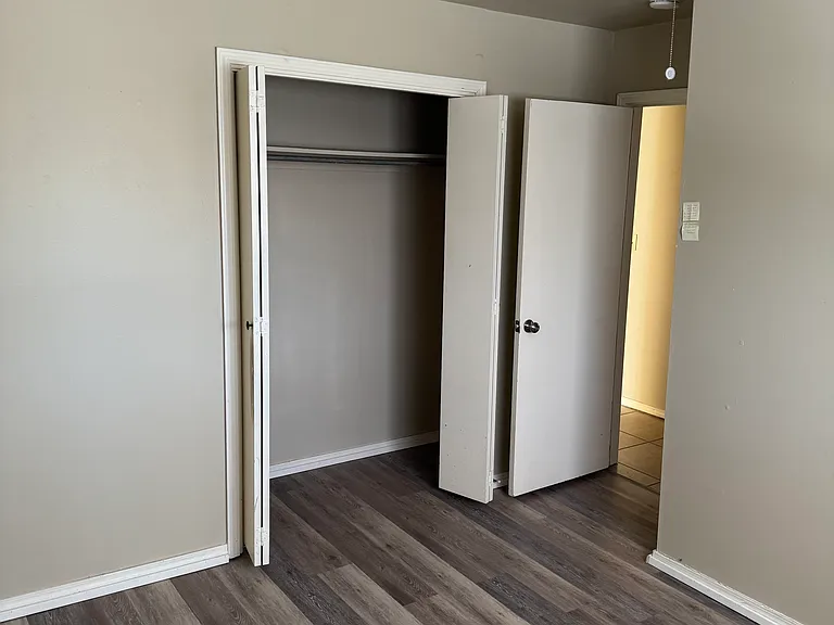 1013 W Atlanta Ct — Photo 6