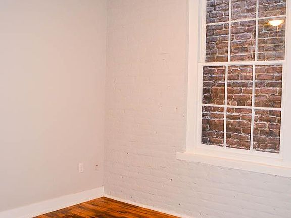 5th image of 1527 W Main St APT 7