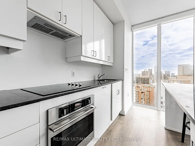 426 University Ave #3508 — Photo 3