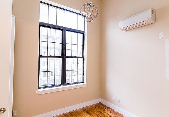 4th image of 63 Bushwick Ave #2A