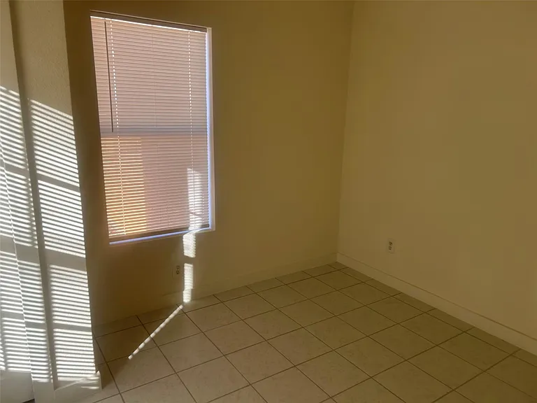 602 Cordell St — Photo 14
