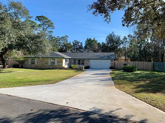 4th image of 1002 Woodlore Cir