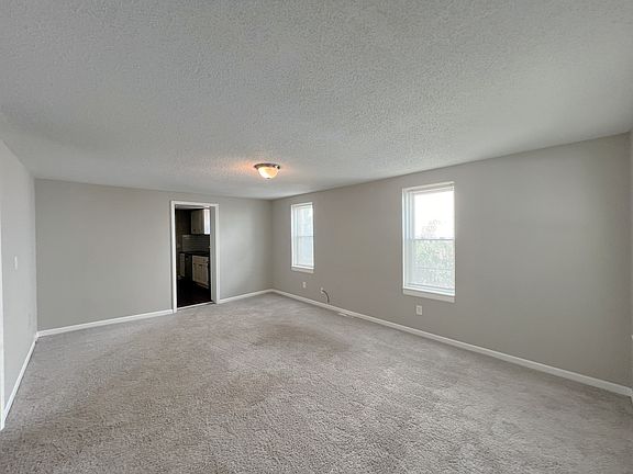 5th image of 9050 Walnut St
