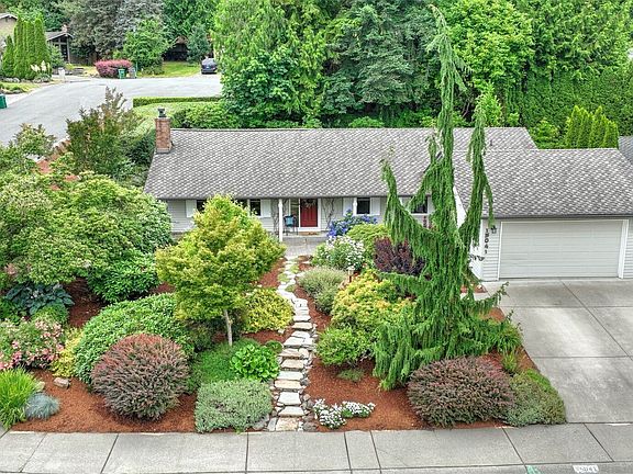 2nd image of 15041 SE Fairwood Boulevard