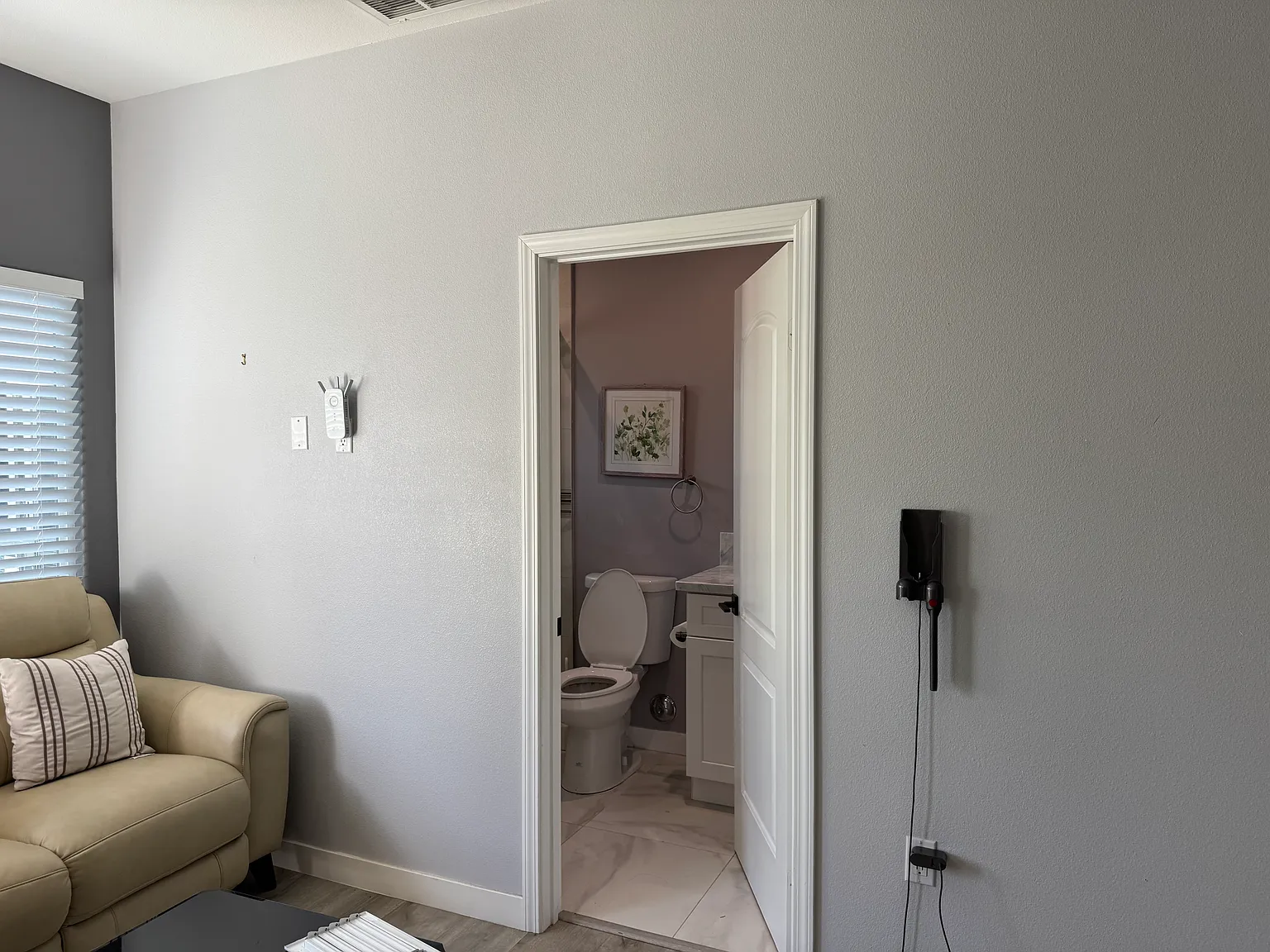 2 bed, 750 sqft, $3,000 — Photo 4