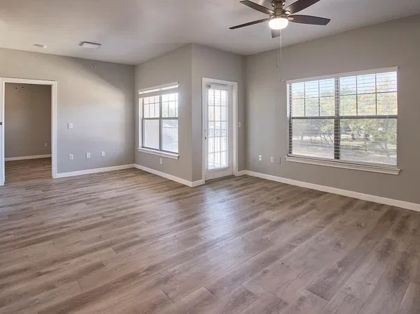 2320 Gracy Farms Ln APT 821, Austin, TX 78758