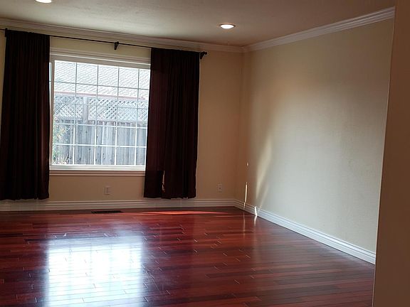 4th image of 5547 Chesbro Ave