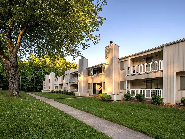 Sugar Creek Apartments — Photo 20