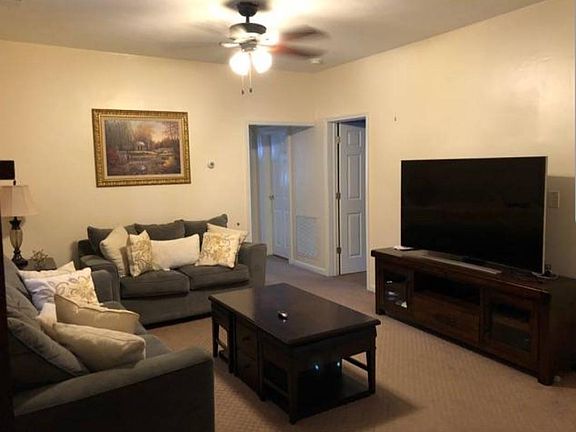 2nd image of 25 Alida St #2