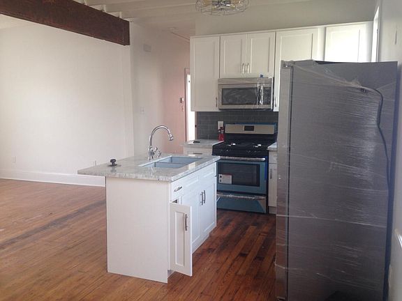 5th image of 2500 Cleveland Ave