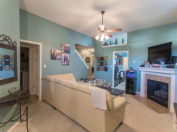 3rd image of 10293 Cottage Oaks Dr