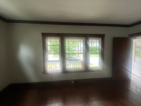 5th image of 1227 Cranford Ave