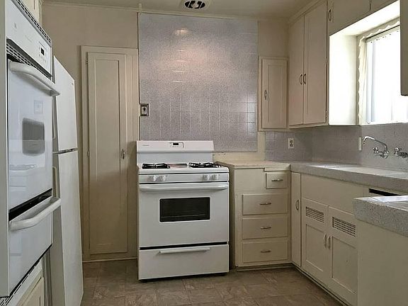2nd image of 745 Elmira St #745