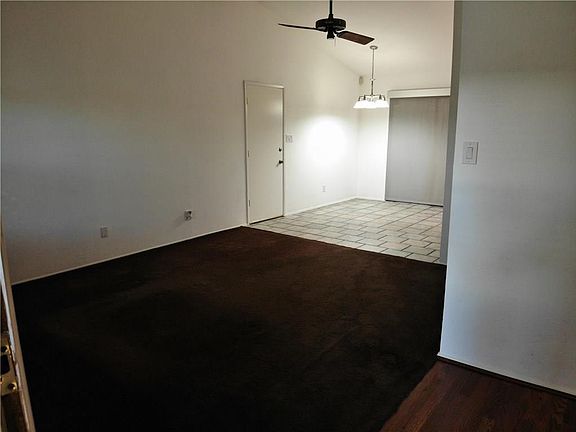 5th image of 2701 Western Dr