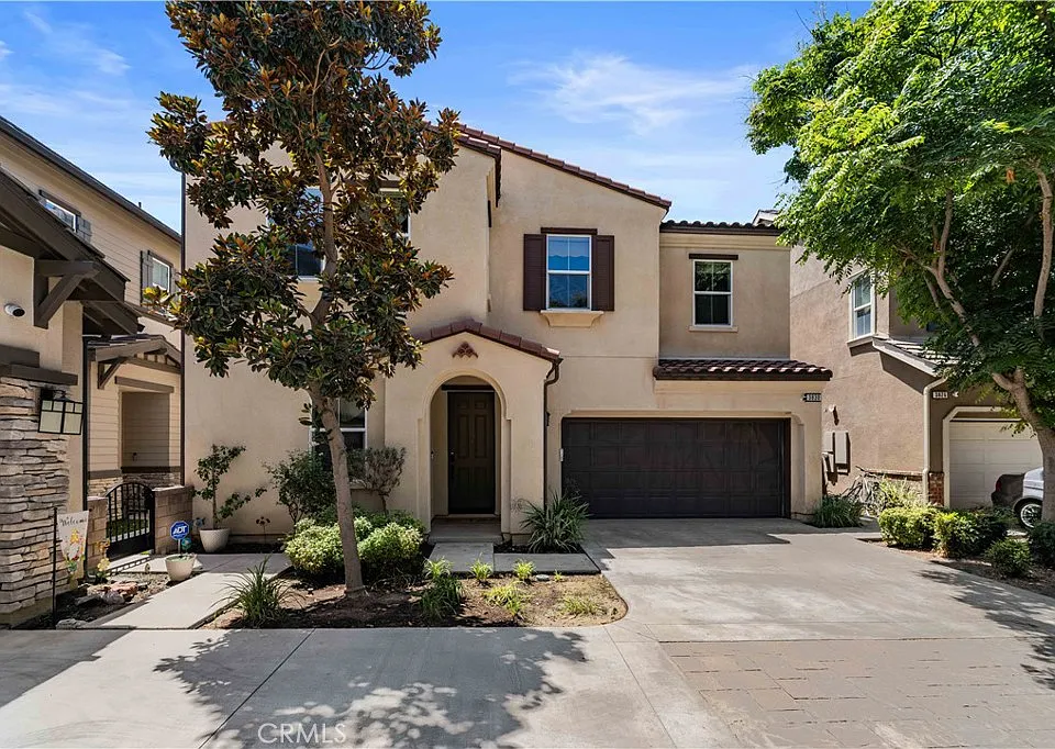 3830 S Silver Oak Way