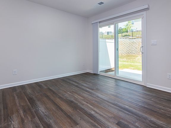 3rd image of 5159 Hyrule Dr #59