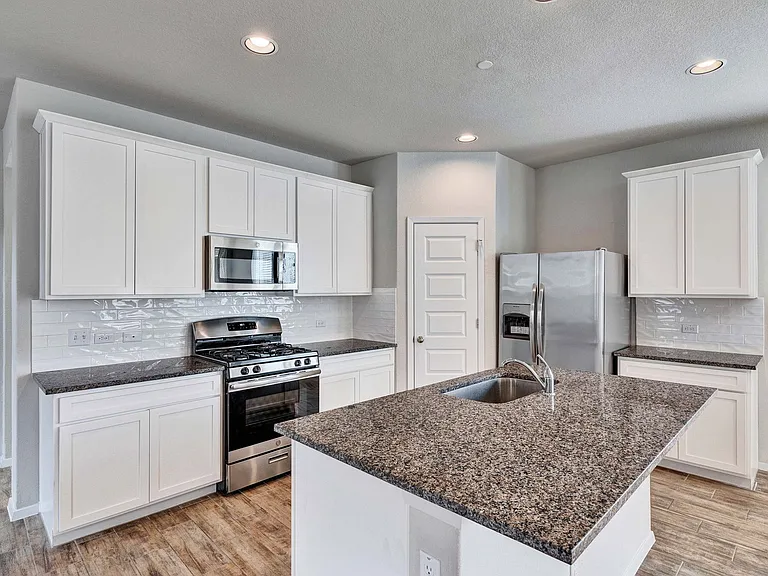 2800 Joe Dimaggio Blvd #98 — Photo 17
