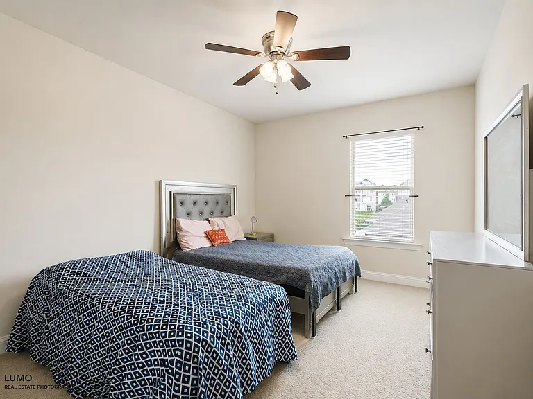 631 Riverscape Dr — Photo 18
