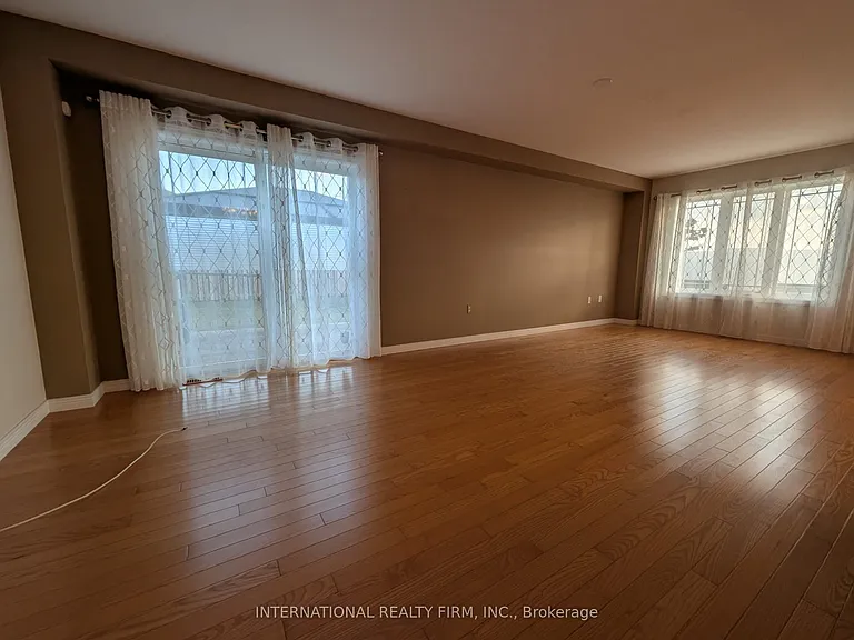 69 Periwinkle Dr — Photo 6
