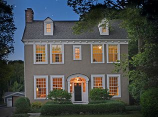 1169 Scott Ave, Winnetka, IL 60093