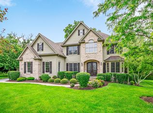9040 Edinburgh Ct, Crystal Lake, IL 60014