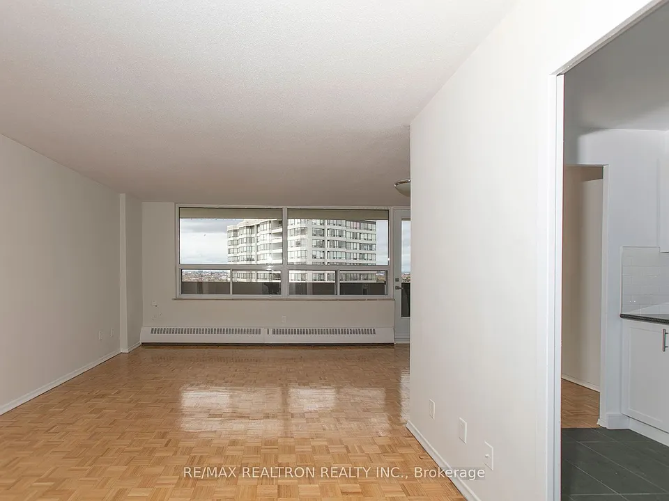 6200 Bathurst St #1110