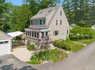 38 Johnson Rd, Falmouth, ME 04105