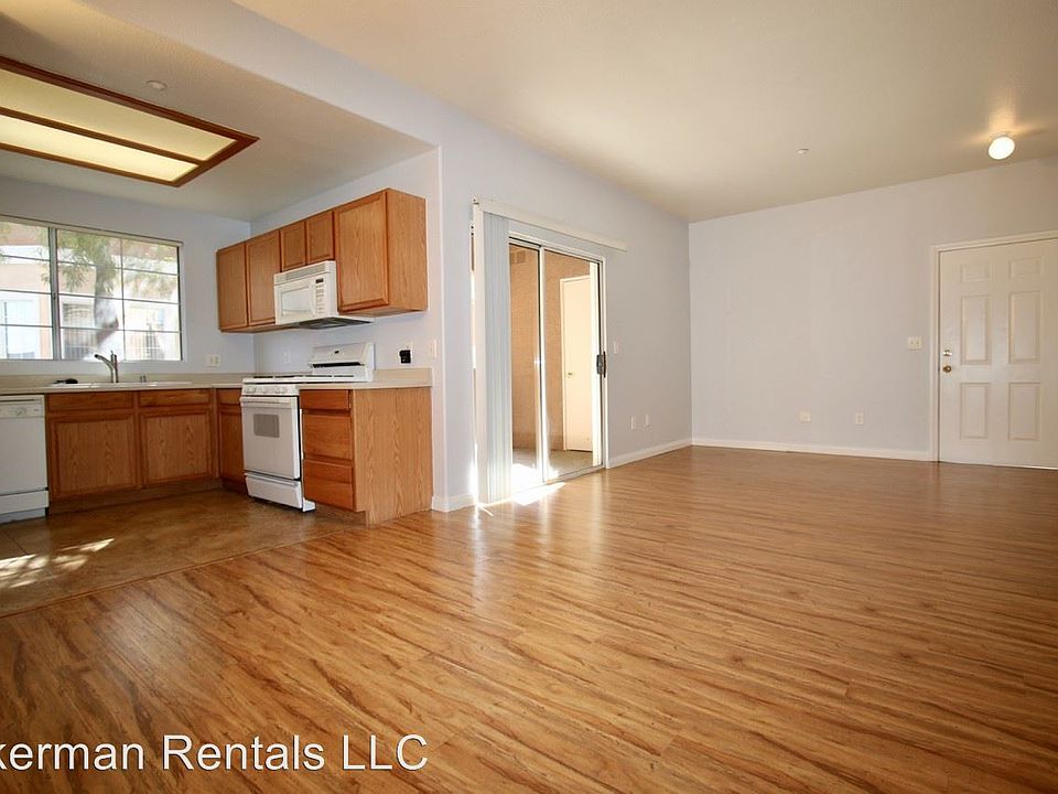 1st image of 830 Carnegie St APT 1711