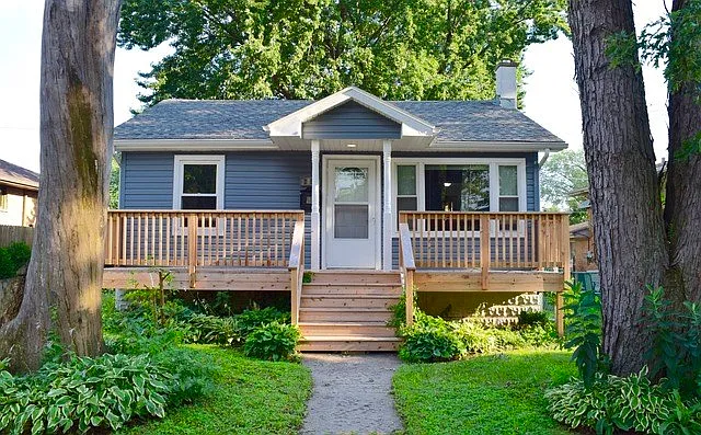 2857 W 101st Pl photo 1
