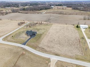 18303 Loretta Dr #25, Marengo, IL 60152