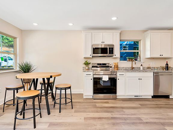 4th image of 350 Kellys Ferry Pl