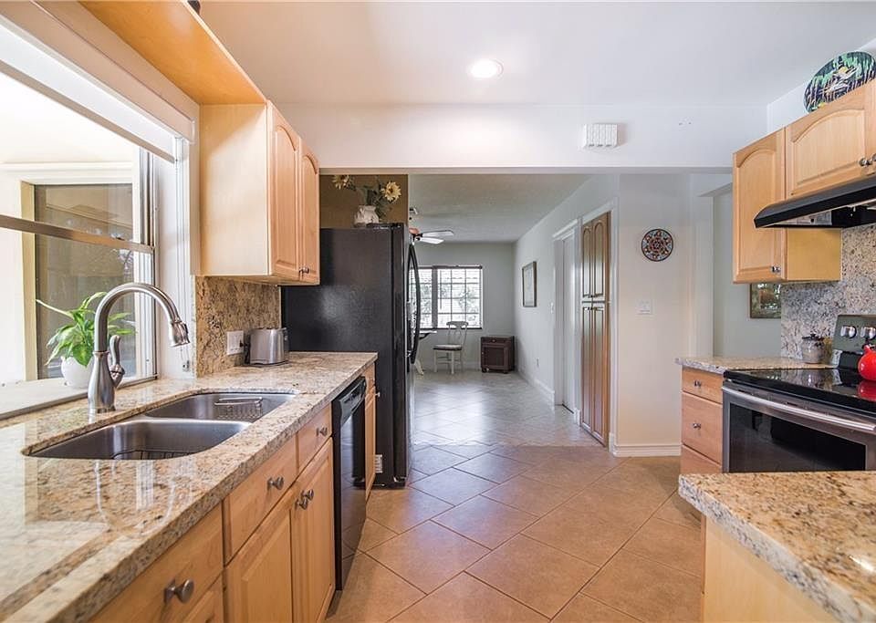 1st image of 3720 Coral Hills Dr