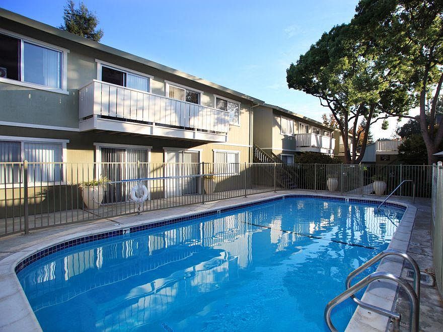 1st image of 498 Boynton Ave #4094961