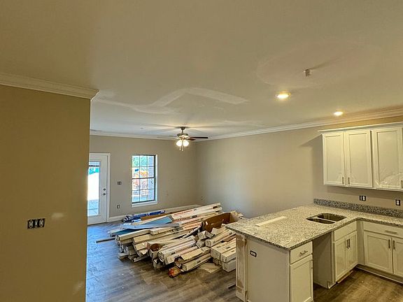 5th image of 179 Walnut Creek Dr #215