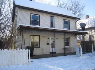 83 Division St, Norwich, CT 06360